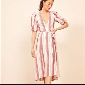 Reformation wrap dress linen s euc